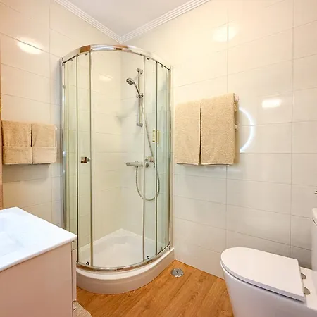Rocha Pool Modern Vogue Appartement Portimão