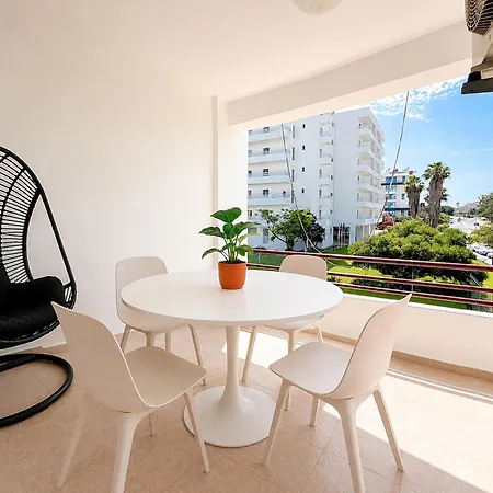 Rocha Pool Modern Vogue Appartement